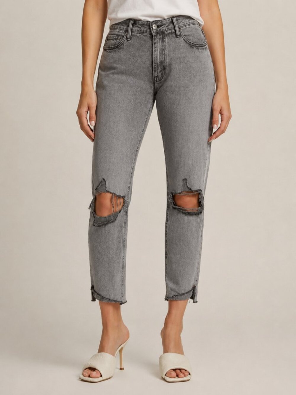 FRAME Le Garcon Mid-Rise Distressed Jeans in Grey Size 27 - Picture 1 of 4